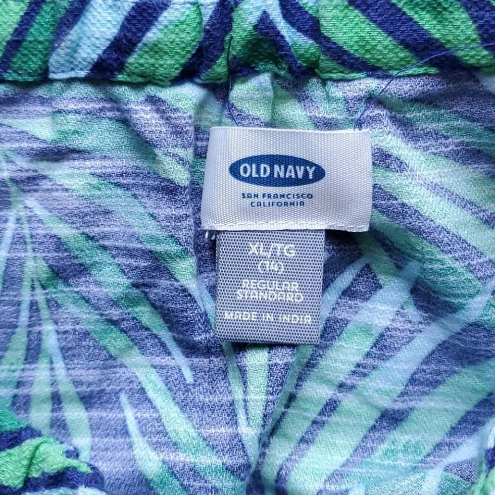 3 for $10 Old Navy Palm 🌴 texture Top Ruffle Strap size xl/14